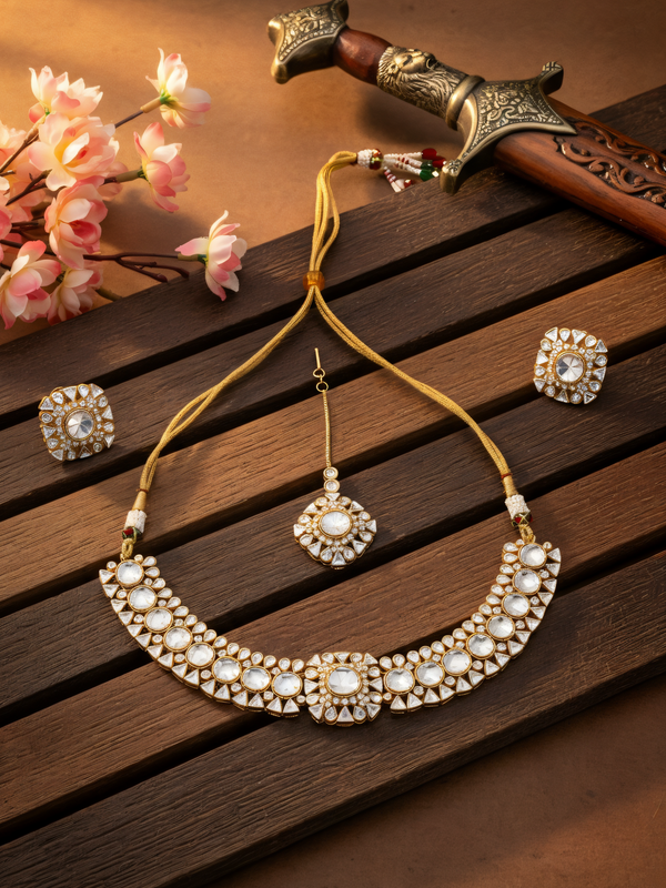 Colourless Choker Set with Mangtika (4 Pc)