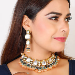 Gold Finish Choker Necklace Set With Kundans