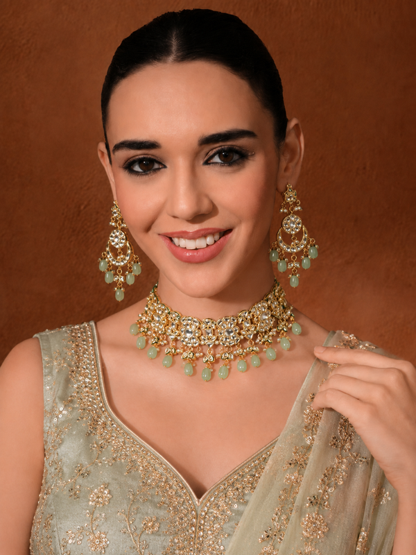 GOLD PLATED ETHNIC KUNDAN STUDDED GREEN CHOKAR SET WITH EARINGS