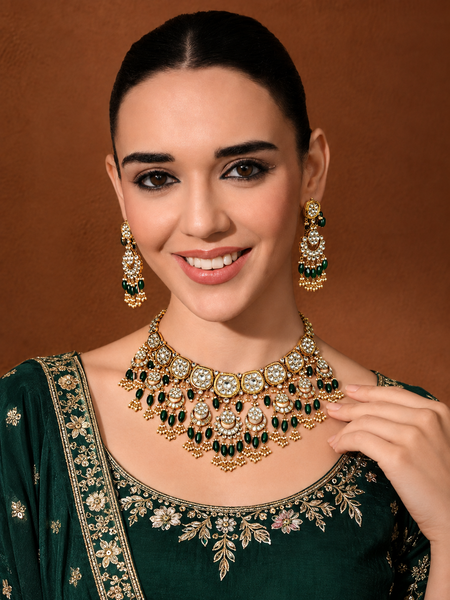 NOOR-E-RAANI NECKLACE WITH EARRINGS