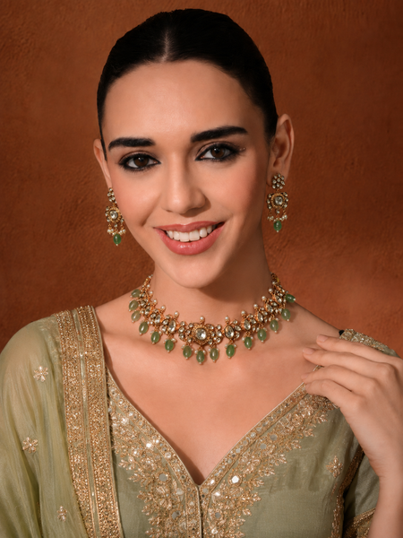ADVIKA GREEN NECKLACE SET WITH EARRINGS