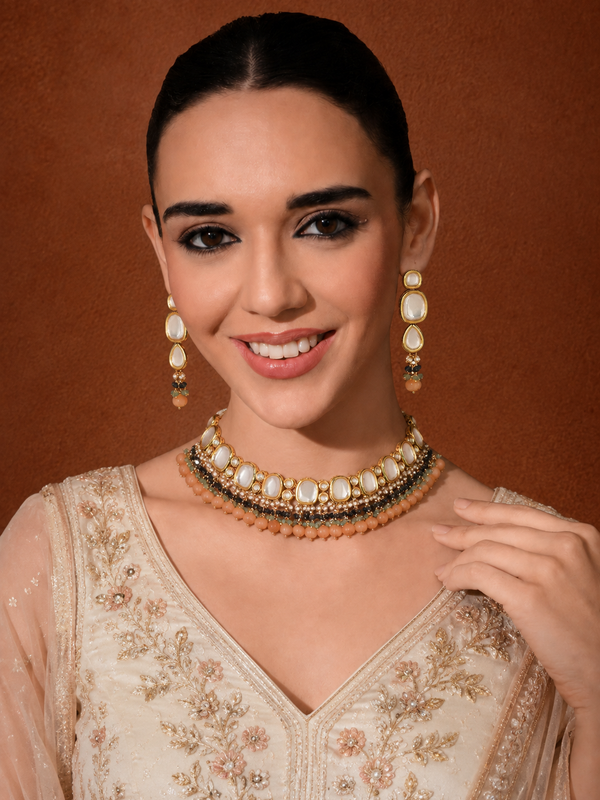 Gold Finish Choker Necklace Set With Kundans