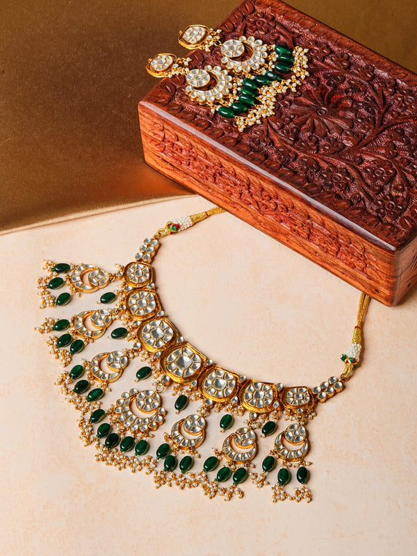NOOR-E-RAANI NECKLACE WITH EARRINGS
