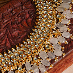 JASHAN-E-KUNDAN CHOKAR SET WITH EARRINGS