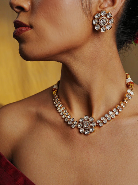 ROSHNI KUNDAN CHOKAR SET WITH EARRINGS