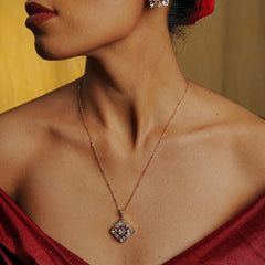 AMAIRA LONG NECKLACE SET WITH EARRINGS