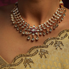 RAAJSI KUNDAN SET WITH EARRINGS