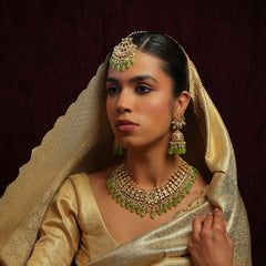 RAUNAK-E-DULHAN CHOKAR SET WITH EARRINGS & MAANGTIKKA
