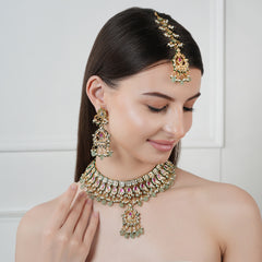 GOLD PLATED GREEN STONE NECKLACE SET WITH EARINGS & MANG TIKKA