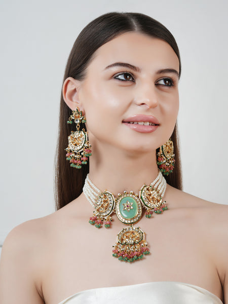 GOLD PLATED MULTI-COLOR ETHNIC CHOKAR SET WITH EARRINGS
