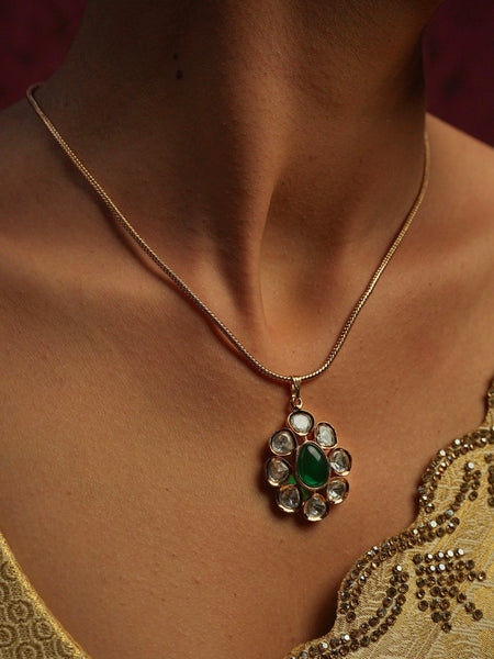 GULZAR GREEN NECKLACE SET WITH EARRINGS