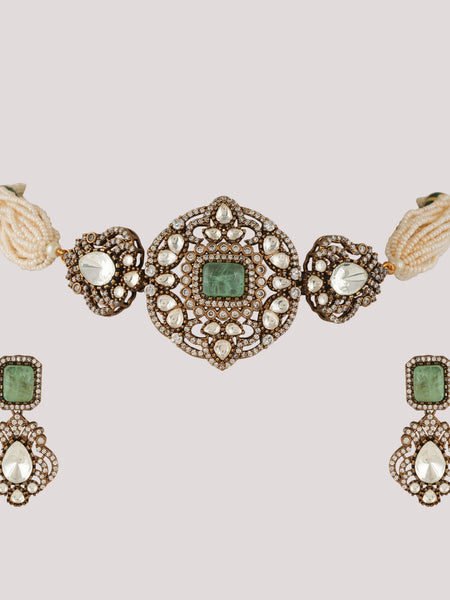 GOLD PLATED KUNDAN & GREEN EMERALD STUDDED CHOKAR WITH EARRINGS