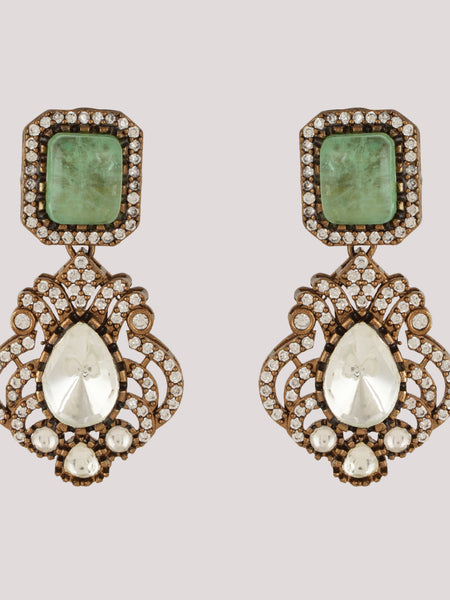 GOLD PLATED KUNDAN & GREEN EMERALD STUDDED CHOKAR WITH EARRINGS