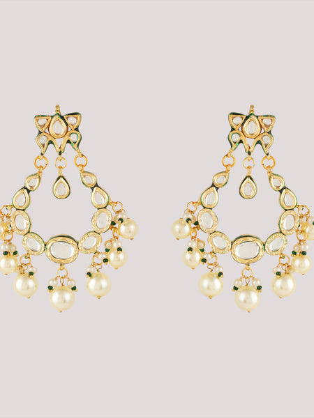 GOLD PLATED ETHNIC WHITE PEARLS EARRING SET