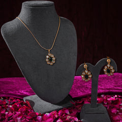 GULZAR GREEN NECKLACE SET WITH EARRINGS