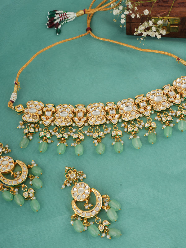 GOLD PLATED ETHNIC KUNDAN STUDDED GREEN CHOKAR SET WITH EARINGS