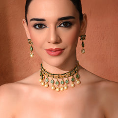 Green Traditional Gold Choker Set