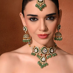 Bridal Green Choker with Mangtika Set