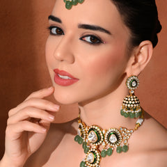 Bridal Green Choker with Mangtika Set
