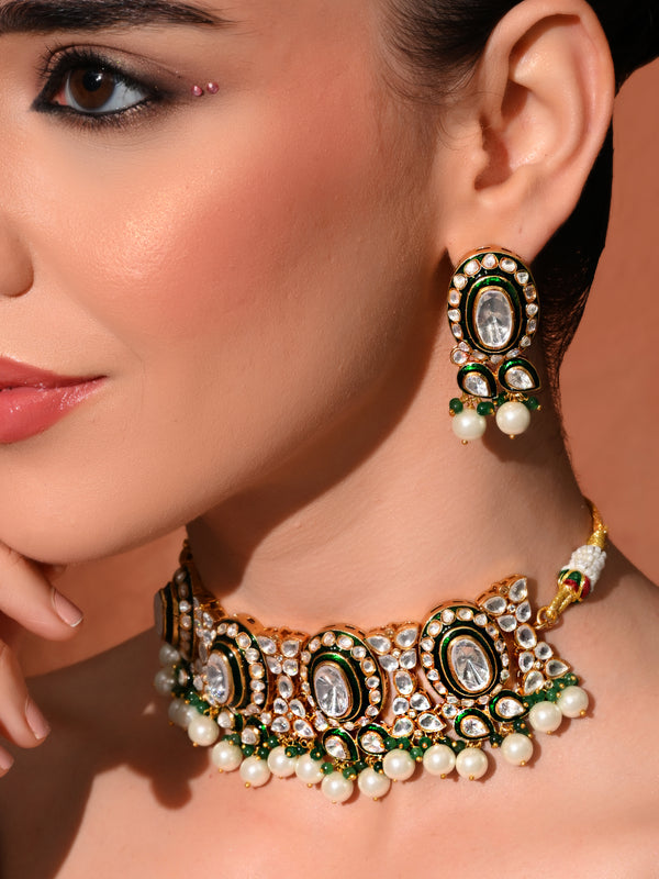 Green Bridal Choker Set with Mangtika