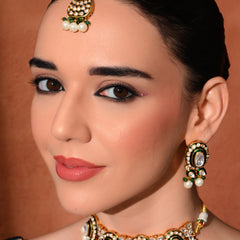 Green Bridal Choker Set with Mangtika