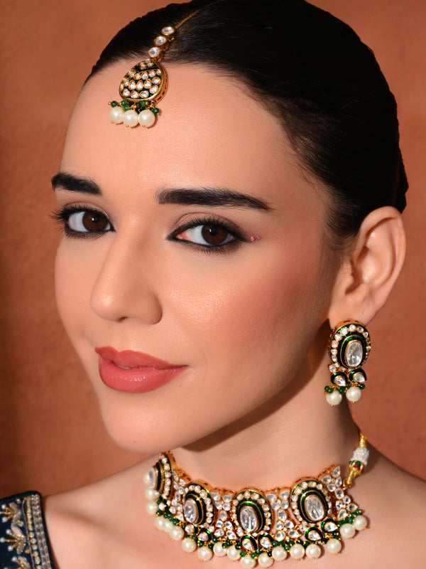 Green Bridal Choker Set with Mangtika