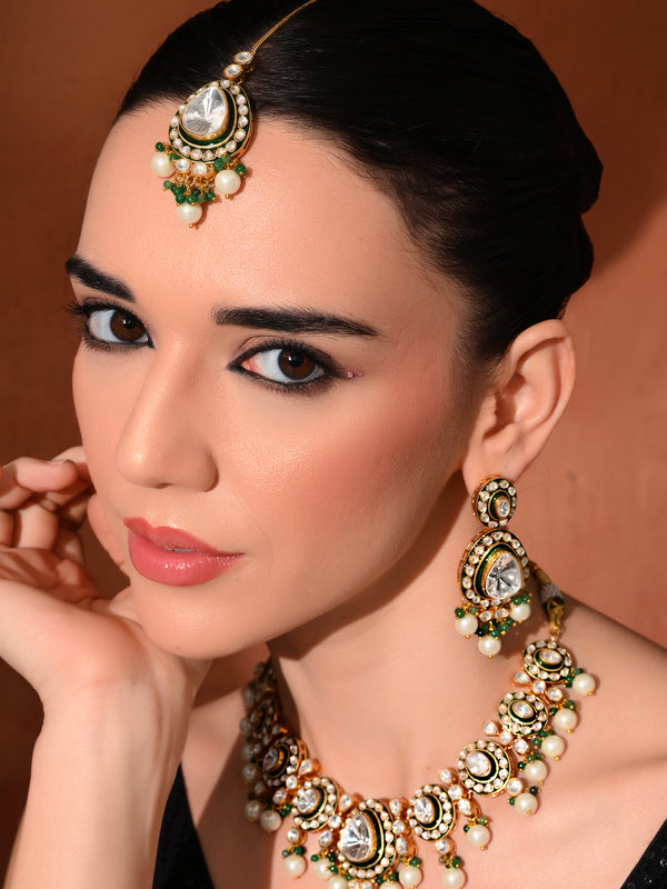 Green Necklace Set with Mangtika