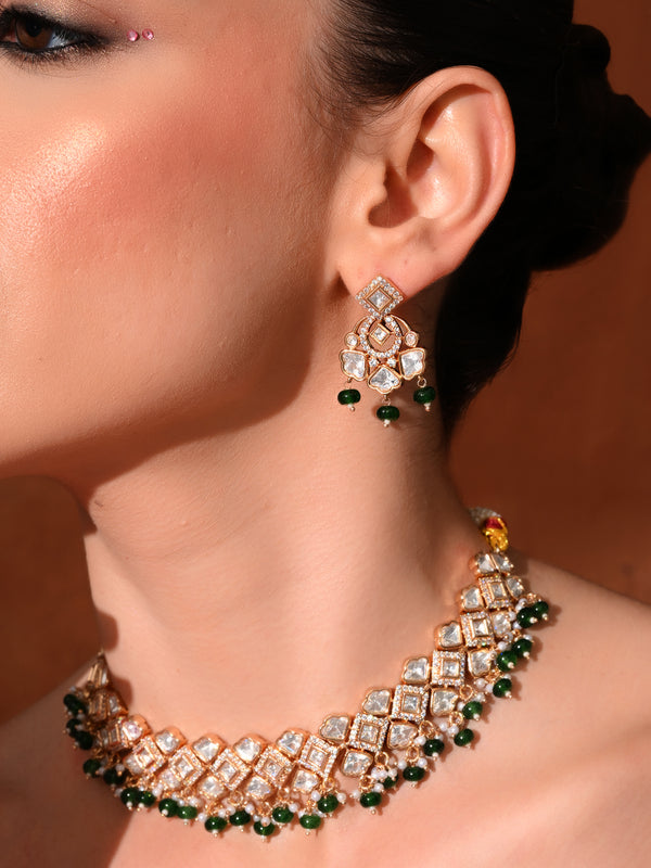 Green Minimal Gold Necklace Set