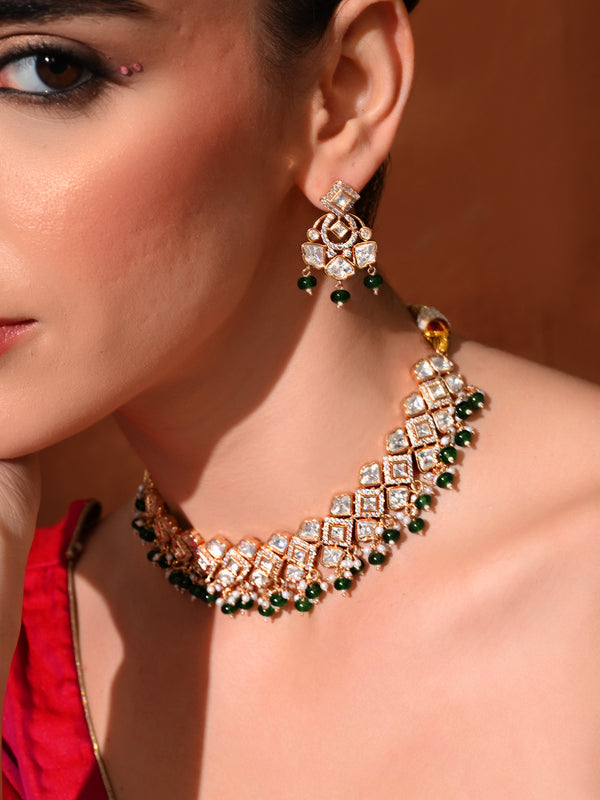 Green Minimal Gold Necklace Set