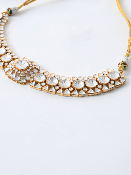 Colourless Choker Set with Mangtika (4 Pc)