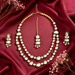 Green Long Bridal Necklace Set with Mangtika