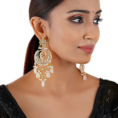 Gold Finish Chandbali Earring In Mixed Metal