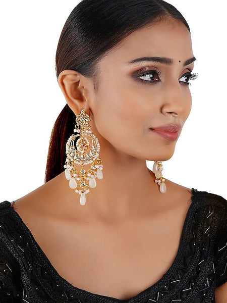 Gold Finish Chandbali Earring In Mixed Metal