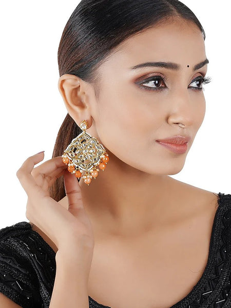 Gold Finish Dangler Earring In Mixed Metal