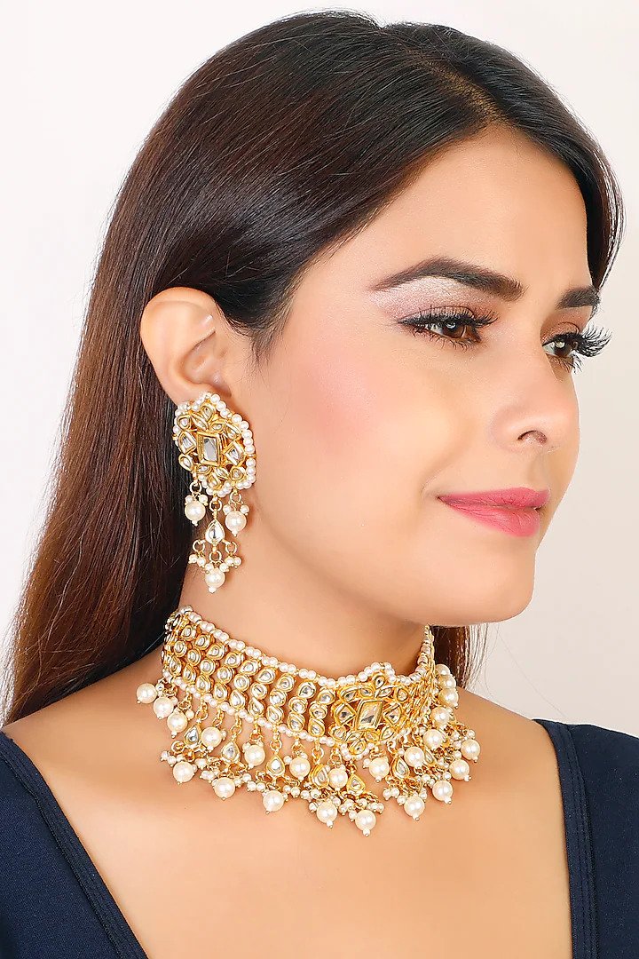 Gold Finish Ethnic Choker Necklace Set