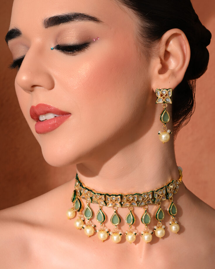 Green Traditional Gold Choker Set